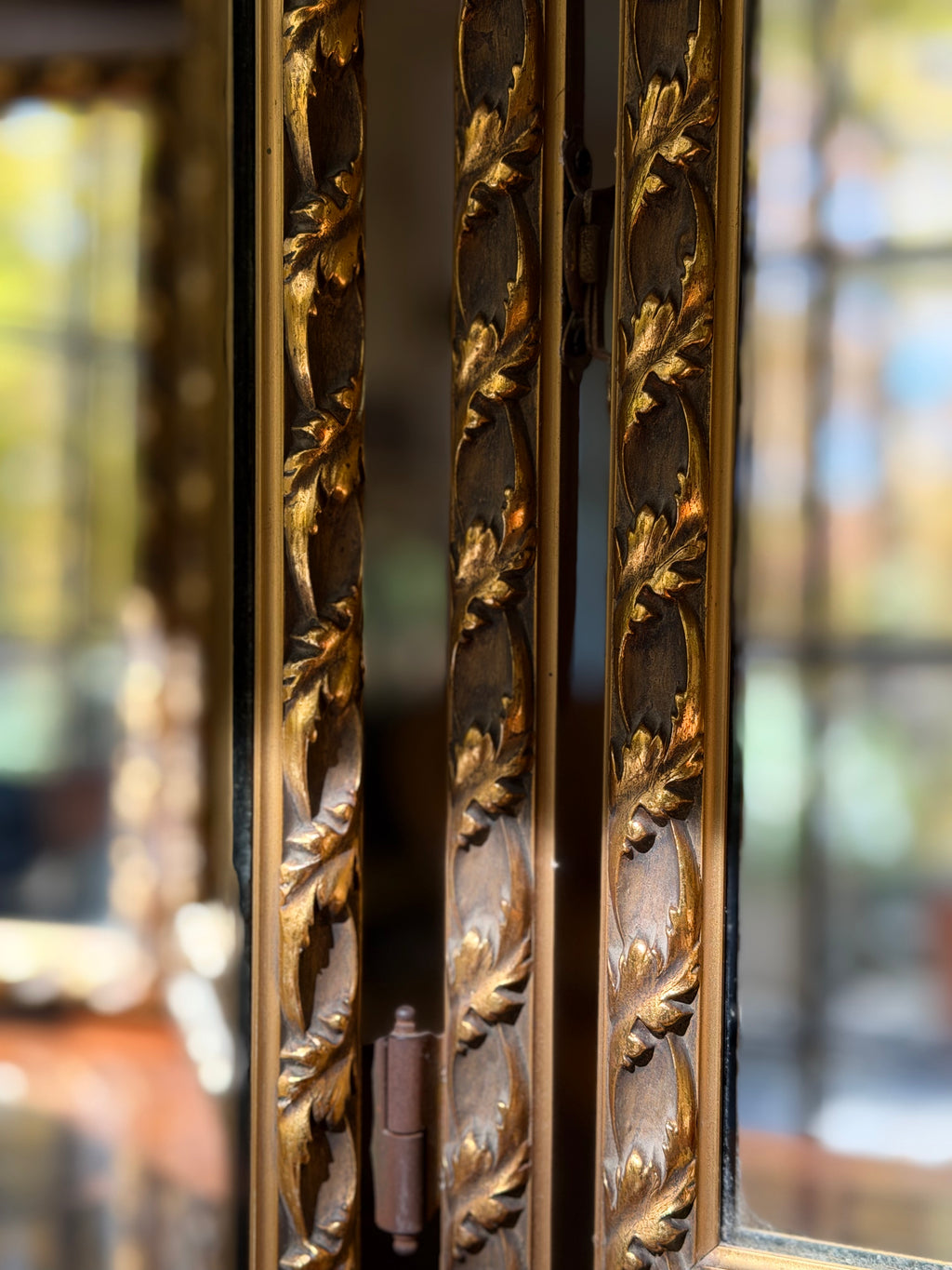 Antique Giltwood Triptych Dressing Mirror, Circa 1910–1920s