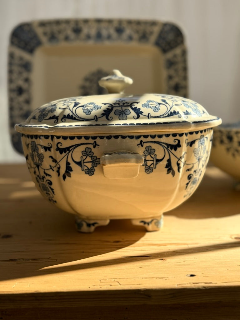 Antique French Gien Covered Faience Soupière