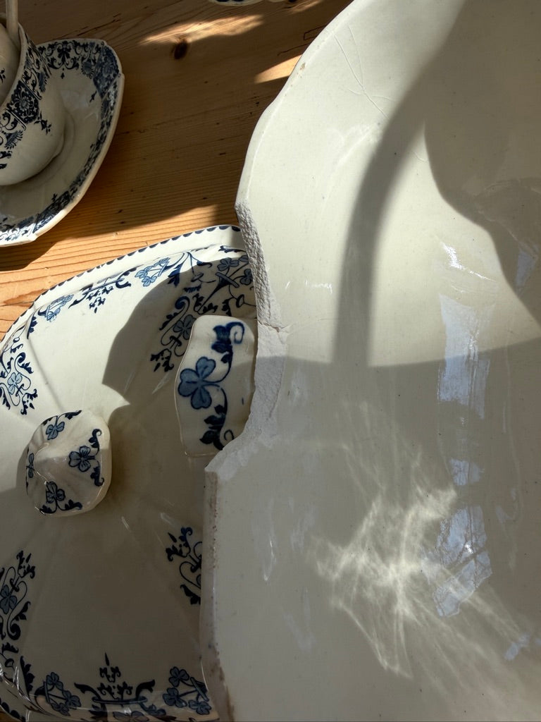 Antique French Gien Covered Faience Soupière
