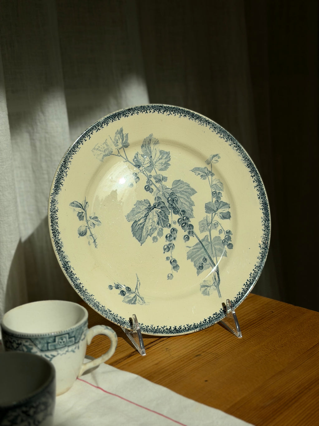 Antique French Sarreguemines "Groseilles" Footed Serving Plate