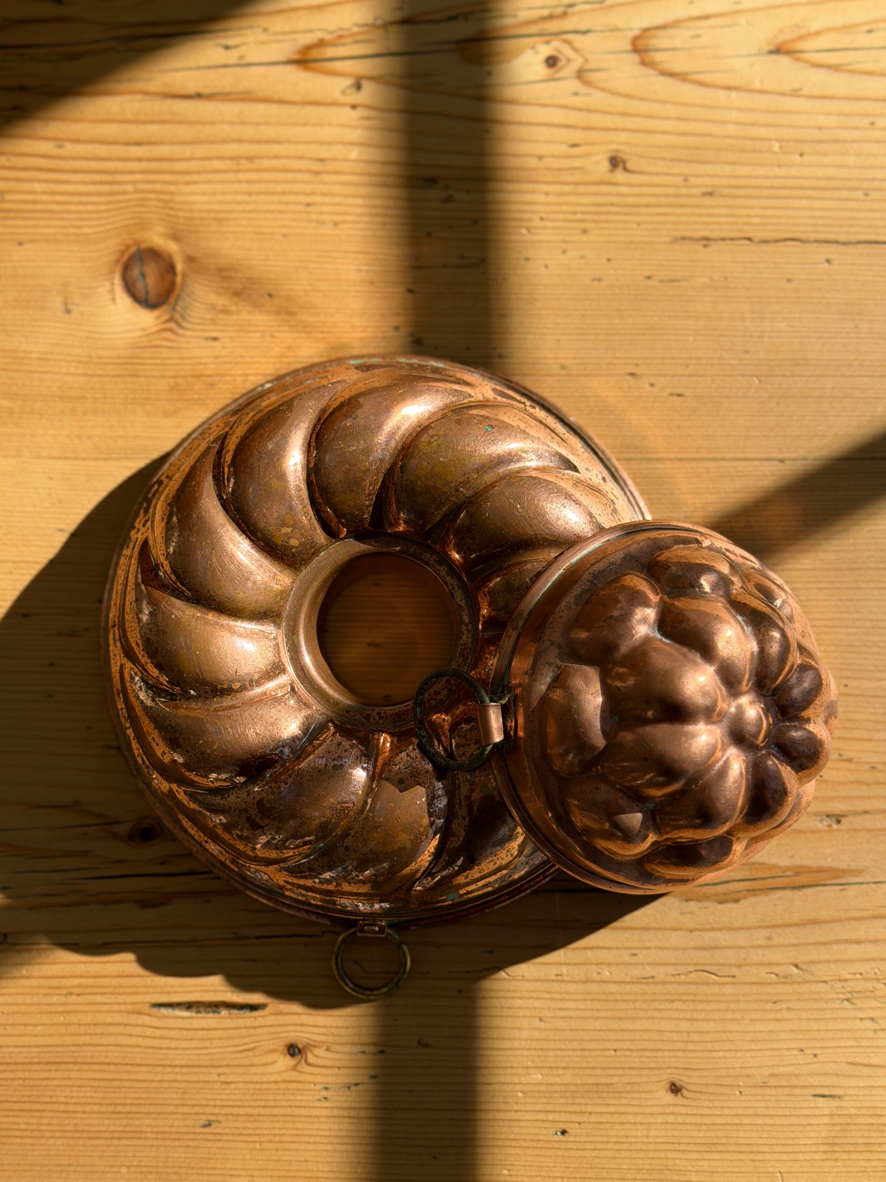 MIYABI RITH copper MOLDS限定 Antique French Copper Molds (Set of 2) – La Maison Brocante